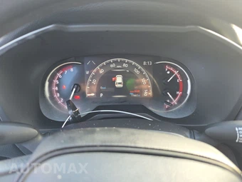 2025 Toyota RAV4 LE – miniatura 12
