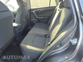 2025 Toyota RAV4 LE – miniatura 13