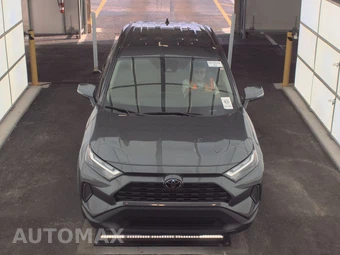 2025 Toyota RAV4 LE – miniatura 2