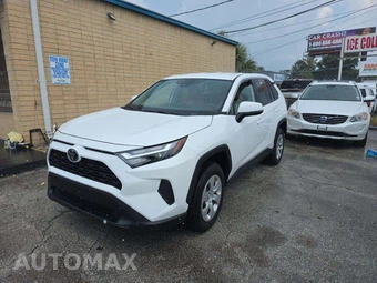 2025 Toyota RAV4 LE
