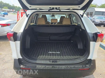 2025 Toyota RAV4 LE - miniatura 13