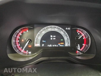2025 Toyota RAV4 LE - miniatura 12