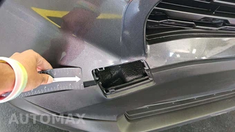 2025 Toyota RAV4 LE - miniatura 32