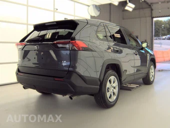2025 Toyota RAV4 LE - miniatura 4