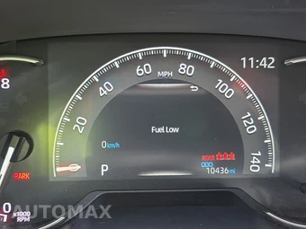 2025 Toyota RAV4 LE – miniatura 12