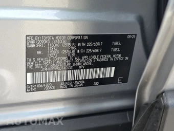 2025 Toyota RAV4 LE – miniatura 14