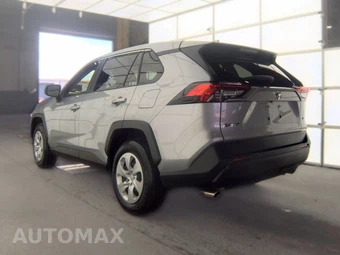 2025 Toyota RAV4 LE – miniatura 6