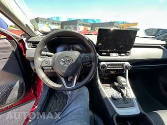 2025 Toyota RAV4 Limited - miniatura 14