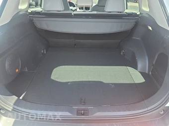 2025 Toyota RAV4 Limited - miniatura 16