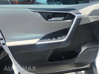 2025 Toyota RAV4 Limited - miniatura 9