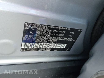 2025 Toyota RAV4 Limited - miniatura 14