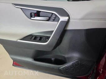 2025 Toyota RAV4 Limited - miniatura 9