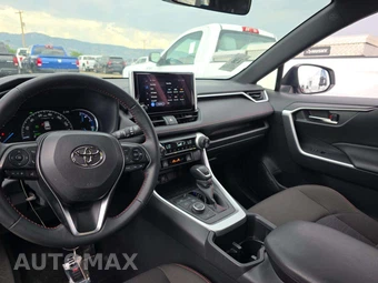 2025 Toyota RAV4 Plug-In Hybrid SE - miniatura 10
