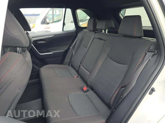 2025 Toyota RAV4 Plug-In Hybrid SE - miniatura 13