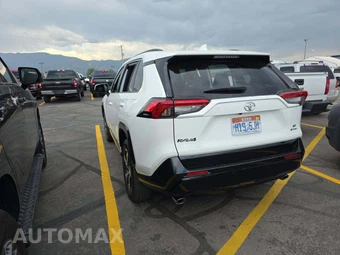 2025 Toyota RAV4 Plug-In Hybrid SE - miniatura 2
