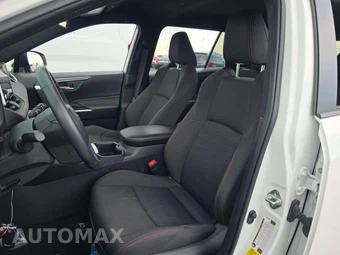 2025 Toyota RAV4 Plug-In Hybrid SE - miniatura 6
