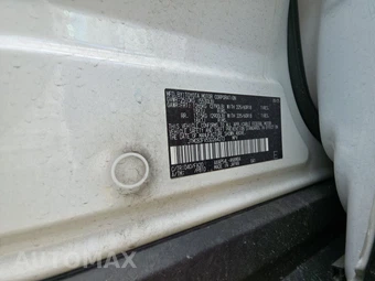 2025 Toyota RAV4 Plug-In Hybrid SE - miniatura 14