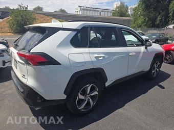 2025 Toyota RAV4 Plug-In Hybrid SE - miniatura 3
