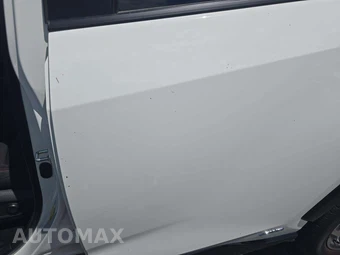 2025 Toyota RAV4 Plug-In Hybrid SE - miniatura 24