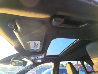 2025 Toyota RAV4 Plug-In Hybrid XSE - miniatura 18