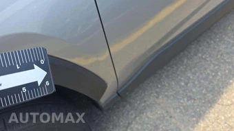 2025 Toyota RAV4 XLE - miniatura 24