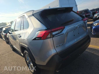 2025 Toyota RAV4 XLE - miniatura 6