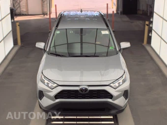 2025 Toyota RAV4 XLE - miniatura 2