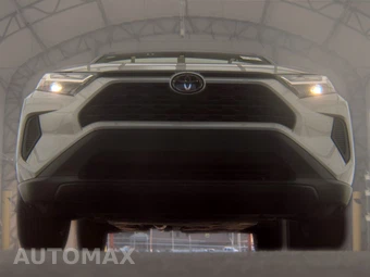 2025 Toyota RAV4 XLE - miniatura 3