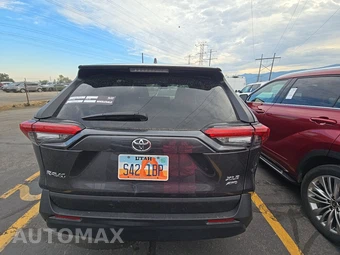 2025 Toyota RAV4 XLE - miniatura 5