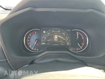 2025 Toyota RAV4 XLE - miniatura 18