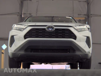 2025 Toyota RAV4 XLE - miniatura 3