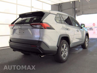 2025 Toyota RAV4 XLE - miniatura 5
