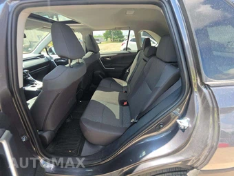 2025 Toyota RAV4 XLE - miniatura 10