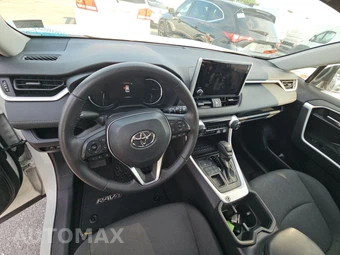 2025 Toyota RAV4 XLE – miniatura 16