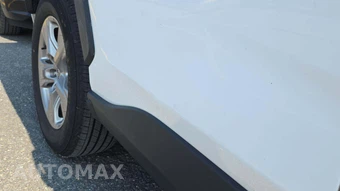 2025 Toyota RAV4 XLE – miniatura 22
