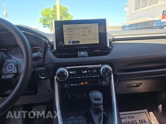 2025 Toyota RAV4 XLE - miniatura 7
