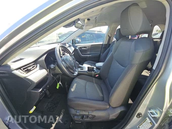 2025 Toyota RAV4 XLE - miniatura 7