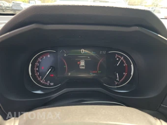 2025 Toyota RAV4 XLE - miniatura 12