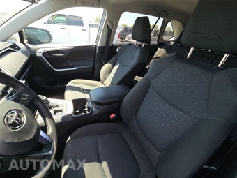 2025 Toyota RAV4 XLE - miniatura 7