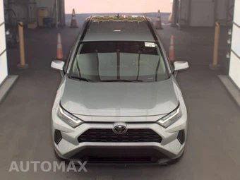 2025 Toyota RAV4 XLE - miniatura 2