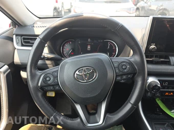 2025 Toyota RAV4 XLE - miniatura 16