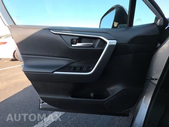2025 Toyota RAV4 XLE - miniatura 15