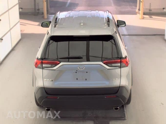 2025 Toyota RAV4 XLE - miniatura 6