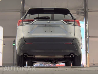 2025 Toyota RAV4 XLE - miniatura 7