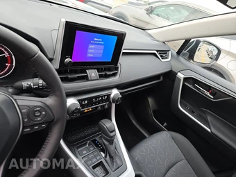 2025 Toyota RAV4 XLE - miniatura 11