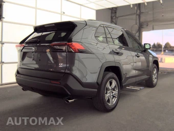 2025 Toyota RAV4 XLE - miniatura 4