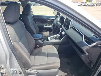 2025 Toyota RAV4 XLE – miniatura 14