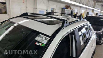 2025 Toyota RAV4 XLE - miniatura 20
