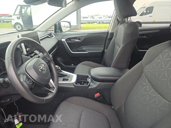 2025 Toyota RAV4 XLE - miniatura 7