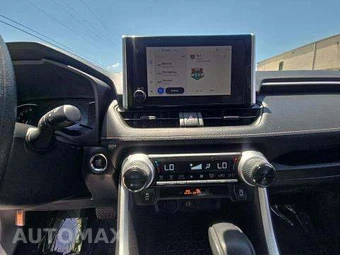 2025 Toyota RAV4 XLE - miniatura 11